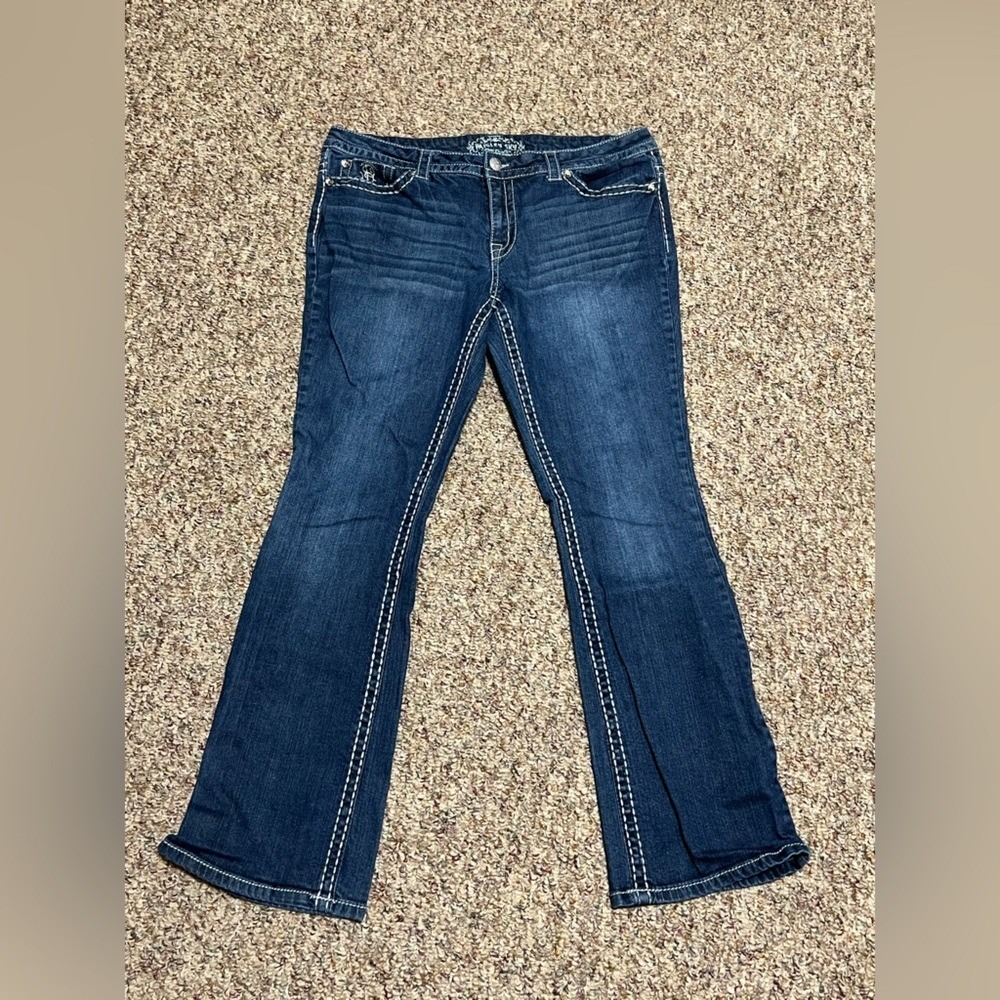 womens size 14 flare jeans Paisley Sky Dark Wash stitching